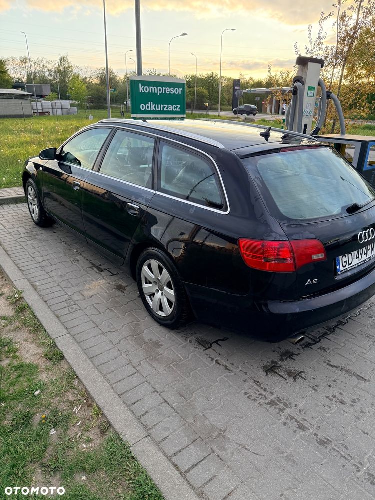 Audi A6 Avant 2.4 - 4