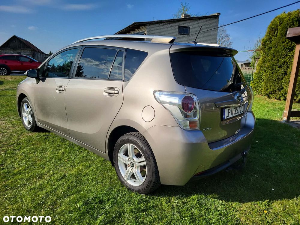 Toyota Verso 2.0 D-4D 5-Sitzer Executive - 7