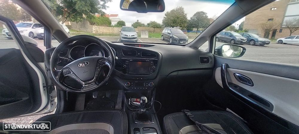 Kia Ceed SW 1.6 CRDi TX Prime - 3