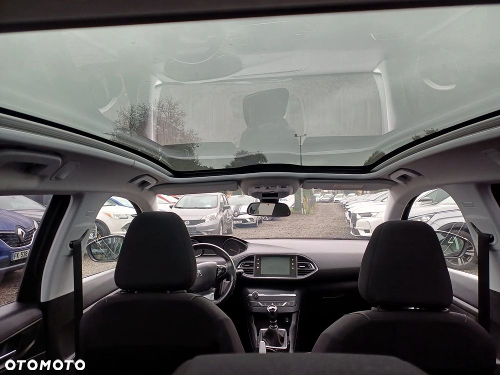 Peugeot 308 SW PureTech 110 Stop & Start Allure - 15