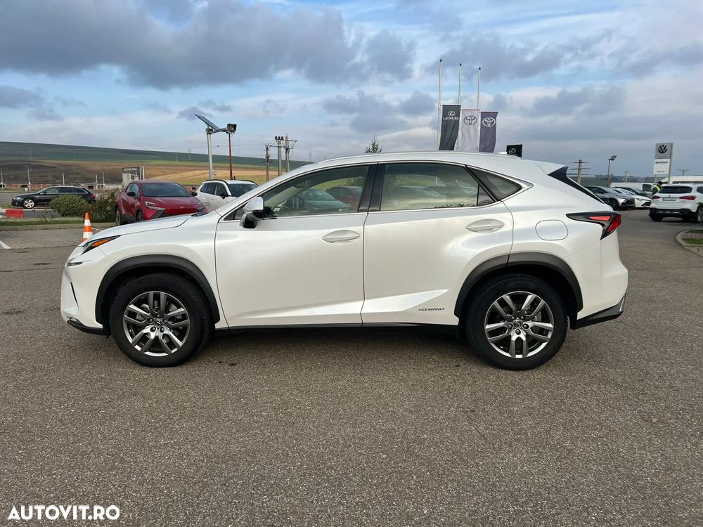 Lexus Seria NX 300h AWD Business - 6