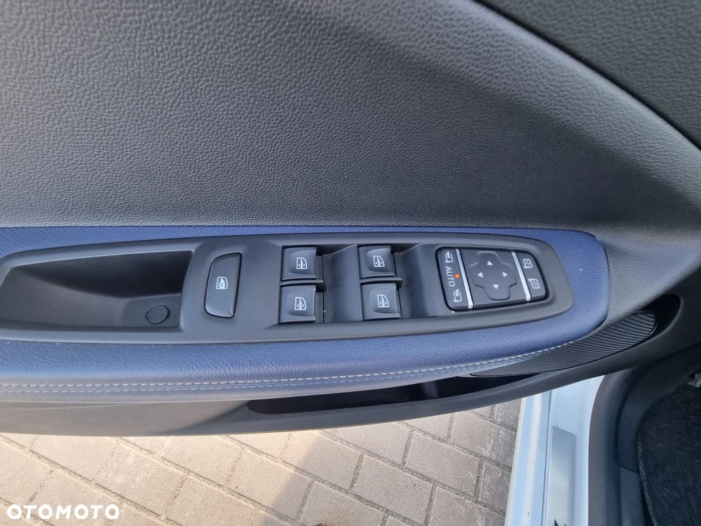 Renault Zoe EV50 135hp Riviera - 12