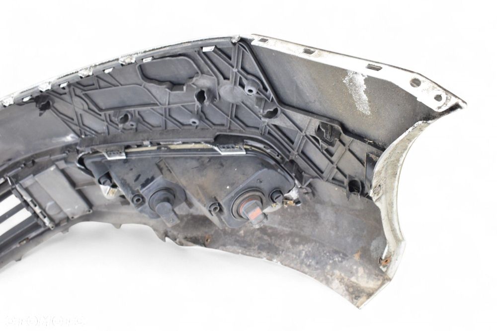 Zderzak Przód VOLKSWAGEN PASSAT B7 2011r. LA7W - 13