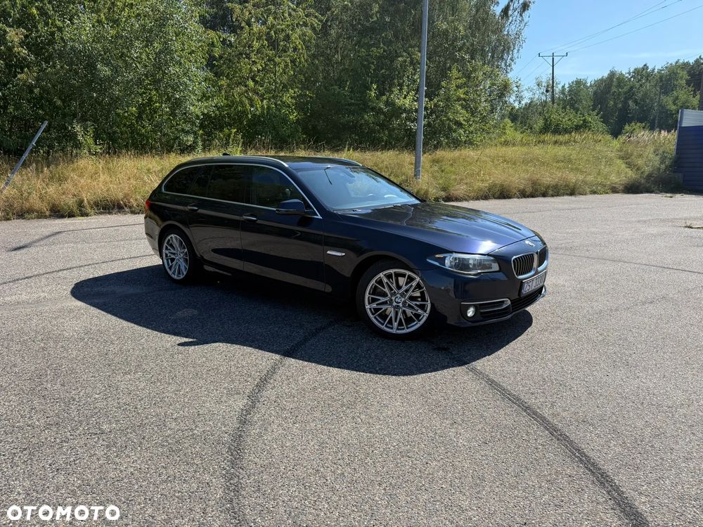 BMW Seria 5 525d Luxury Line - 4