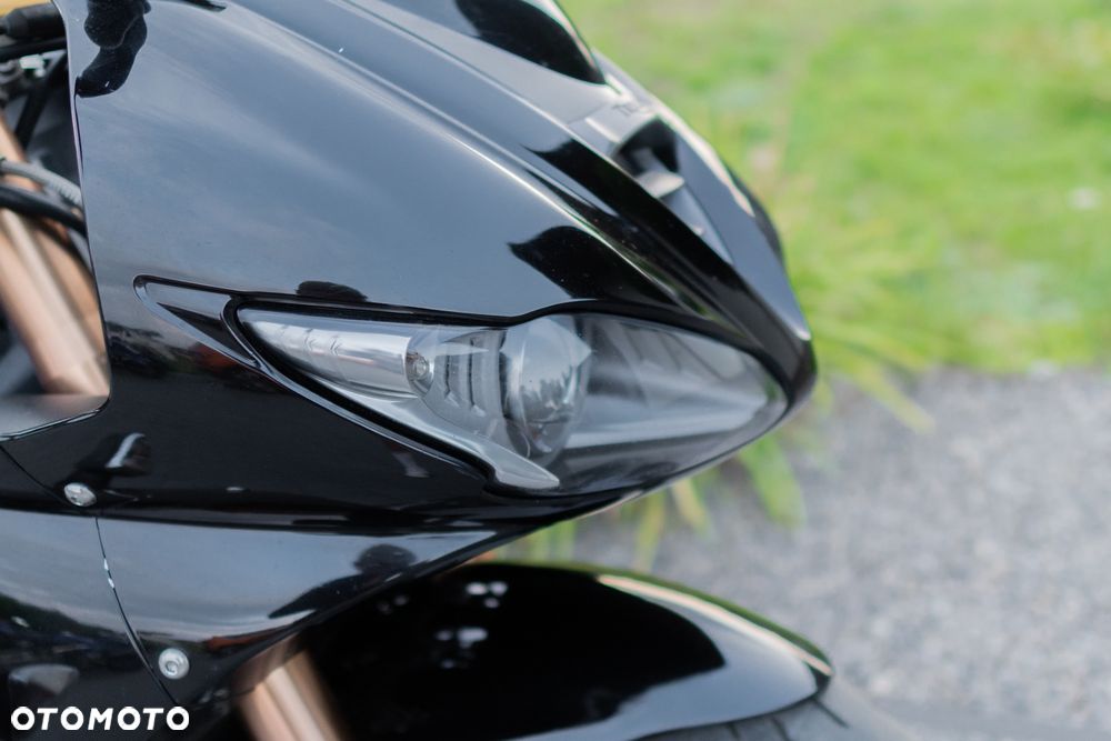 Triumph Daytona - 13