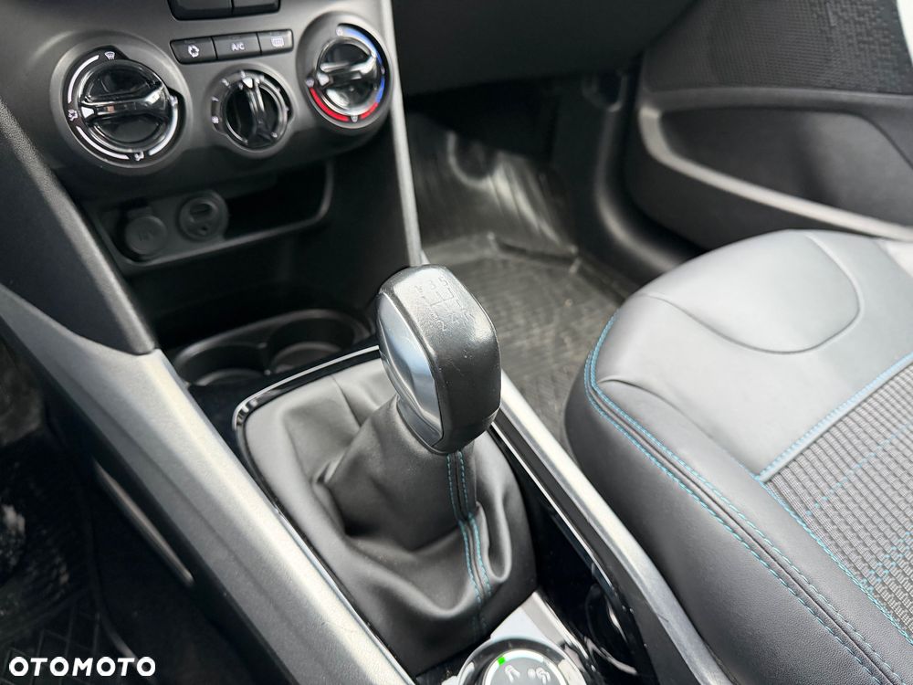 Peugeot 2008 PureTech 110 Stop&Start Urban Move - 26