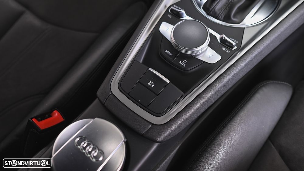 Audi TT Coupé 2.0 TFSI quattro S tronic - 47