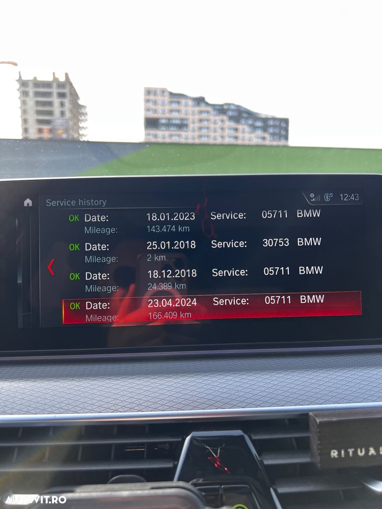 BMW Seria 5 520d Touring Aut. M Sport Edition - 34