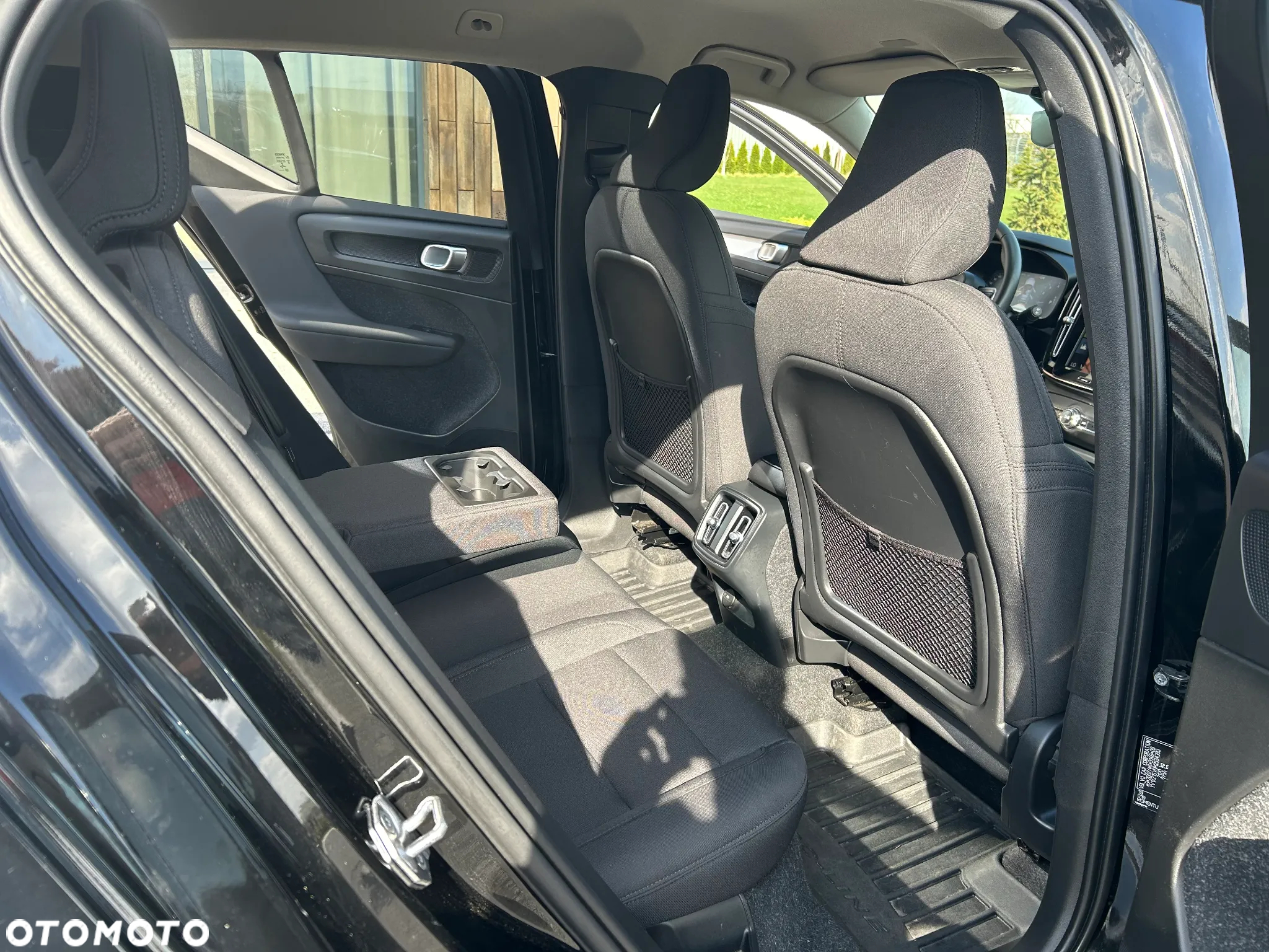Volvo XC 40 T3 Momentum Pro - 11