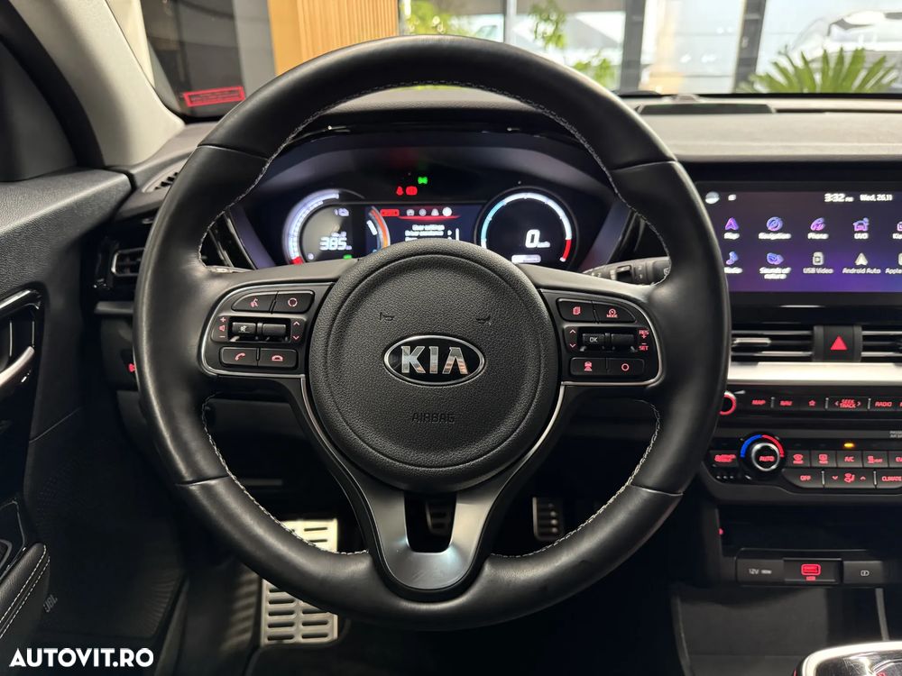 Kia Niro e-Niro 150 kW Vision - 12
