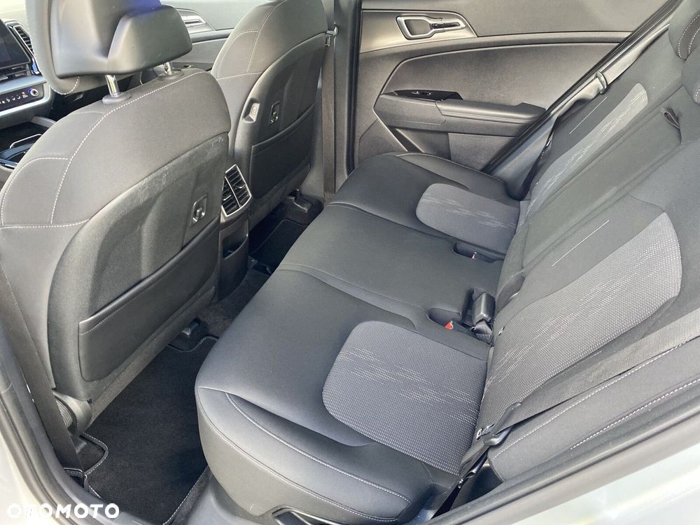 Kia Sportage - 11