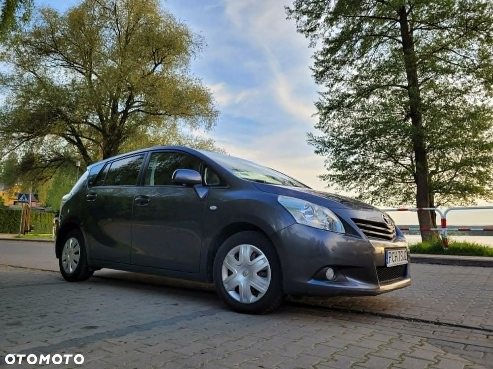 Toyota Verso 1.8 Premium MS - 4