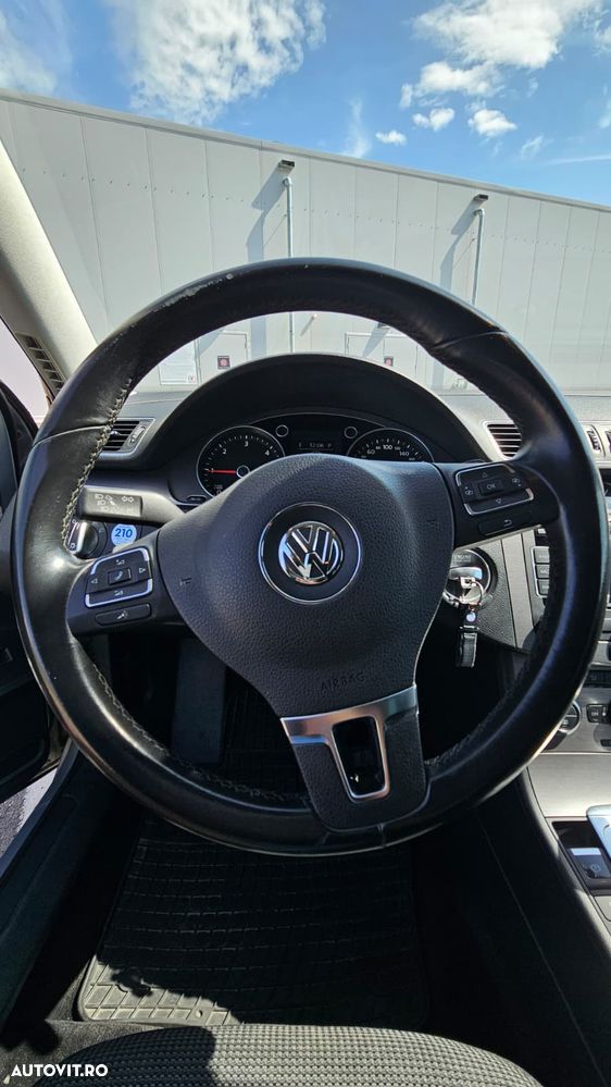 Volkswagen Passat 2.0 TDI BlueMotion Technology DSG Comfortline - 10