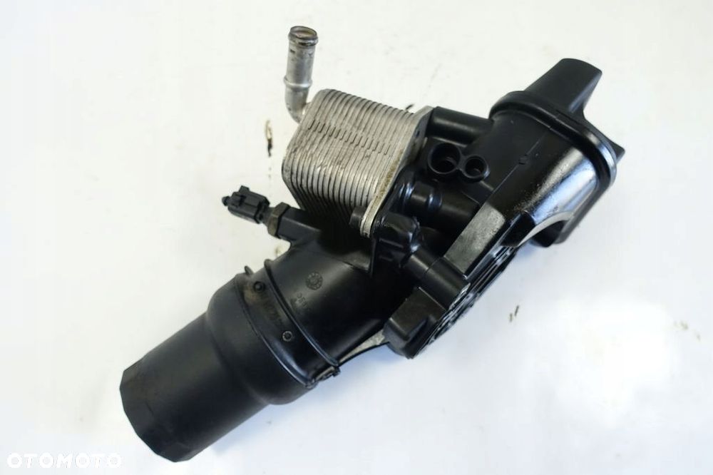 VW Passat B6 2.0 Fsi POSTAWA FILTRA OLEJU Obudowa - 4