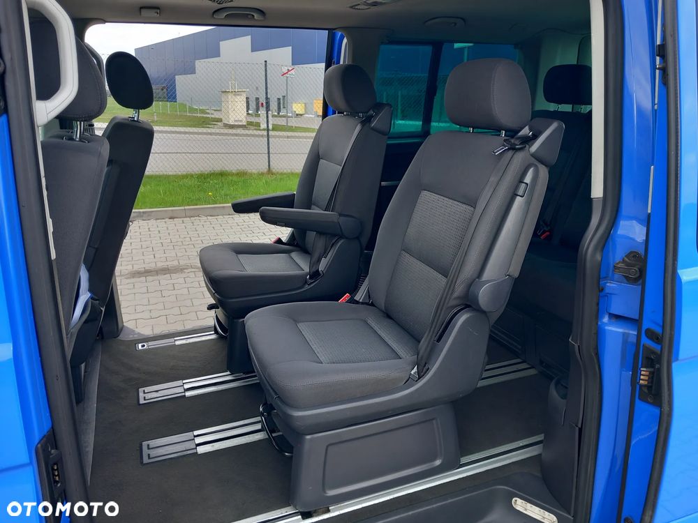Volkswagen Multivan - 17