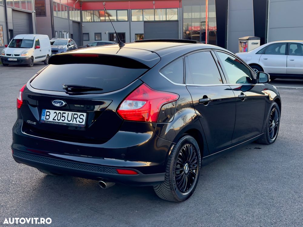Ford Focus 2.0 TDCI DPF Powershift Titanium - 17