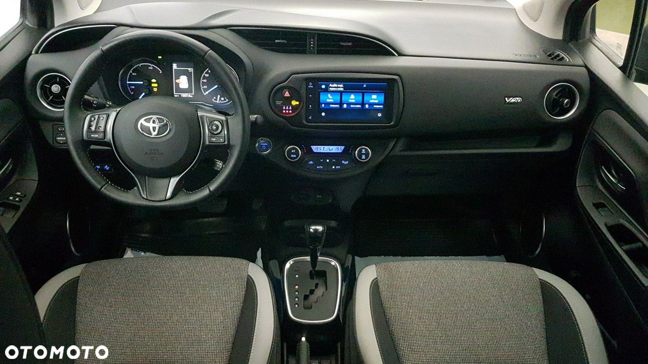 Toyota Yaris - 19