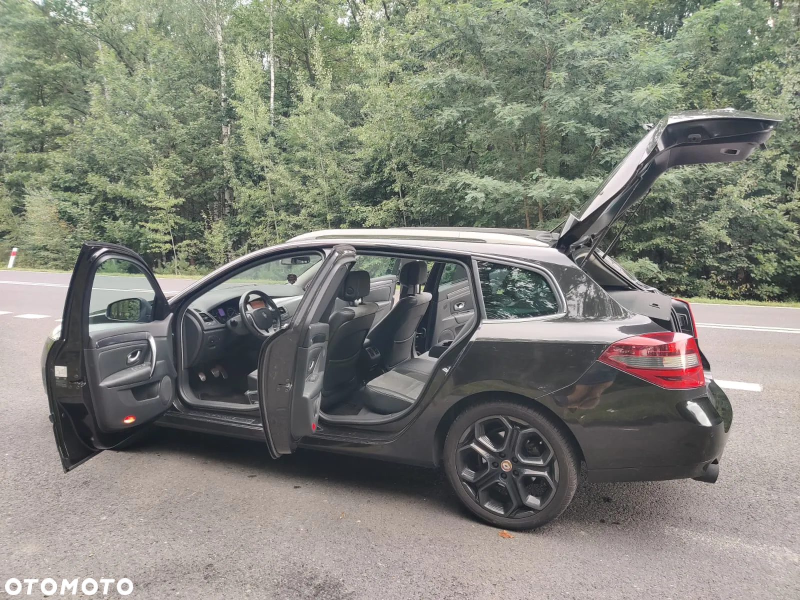 Renault Laguna 2.0 dCi Bose Edition ESM - 12