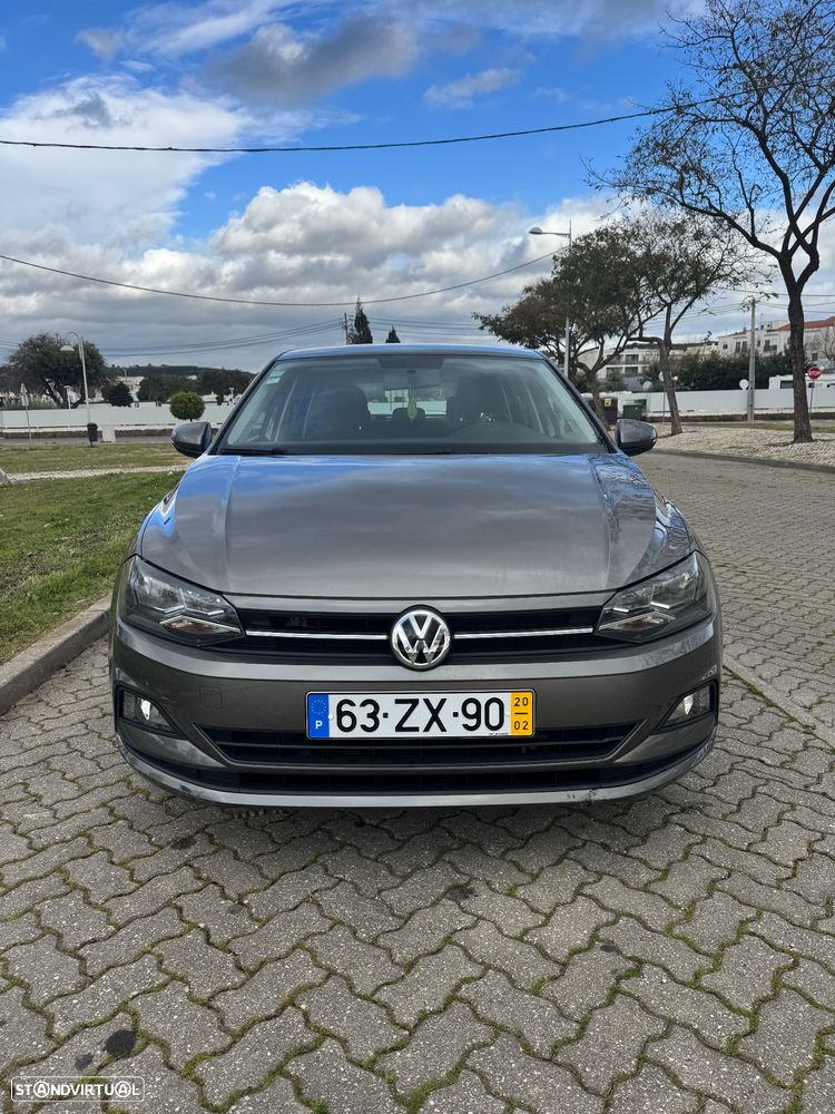 VW Polo 1.0 Confortline - 2