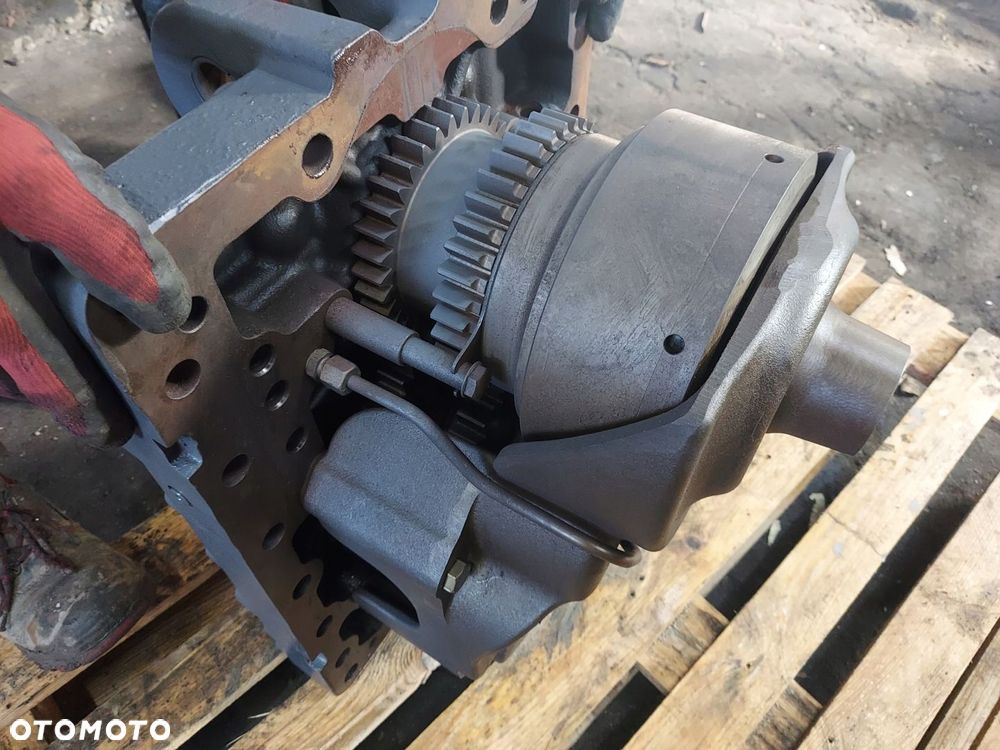 WOM TYŁ TYLNY 34152220030 MASSEY FERGUSON 8680 2011R - 2