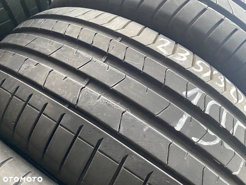 235/50/19 Pirelli P Zero_6mm_2szt_(195) - 3