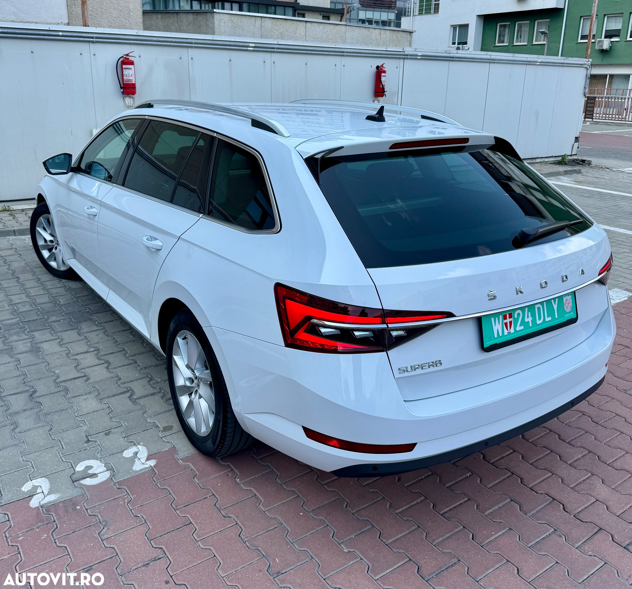 Skoda Superb 2.0 TDI 150 CP DSG Selection - 4