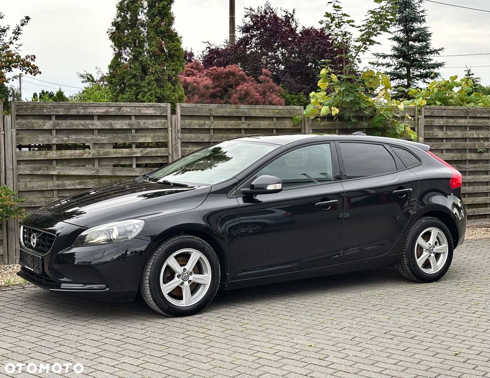 Volvo V40 D2 Momentum - 3