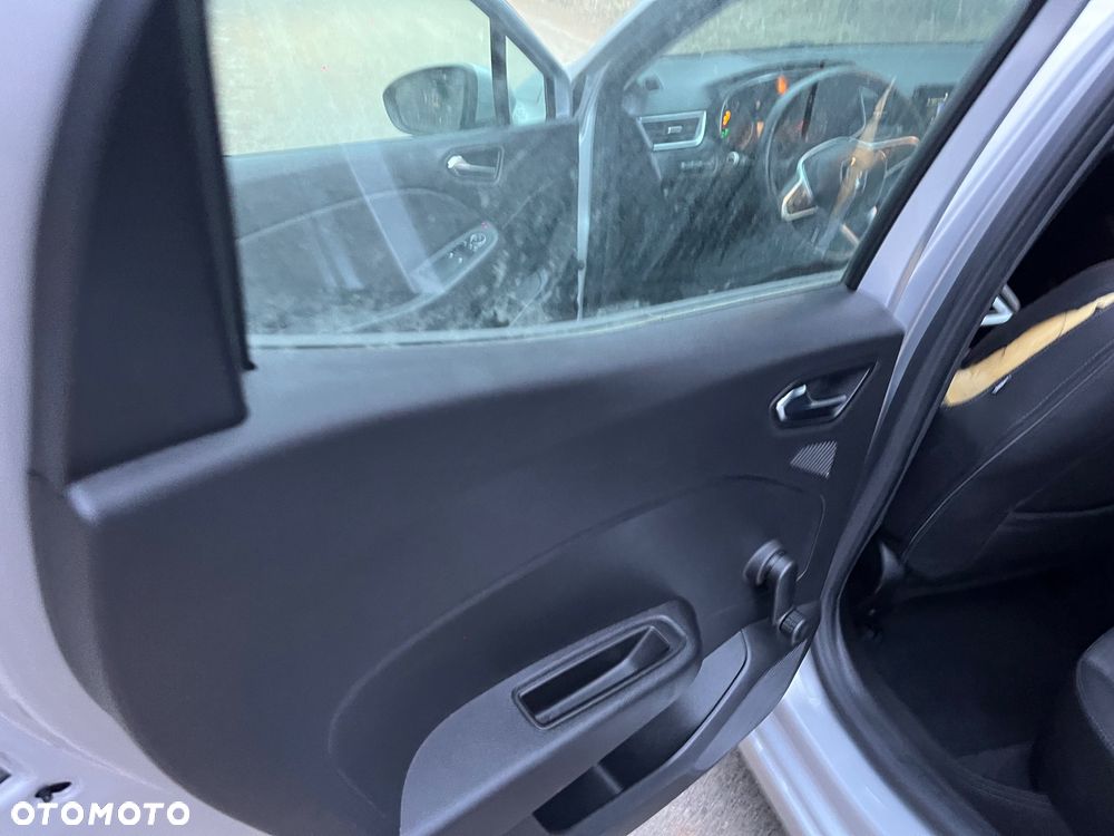 Renault Clio SCe 75 EXPERIENCE - 17