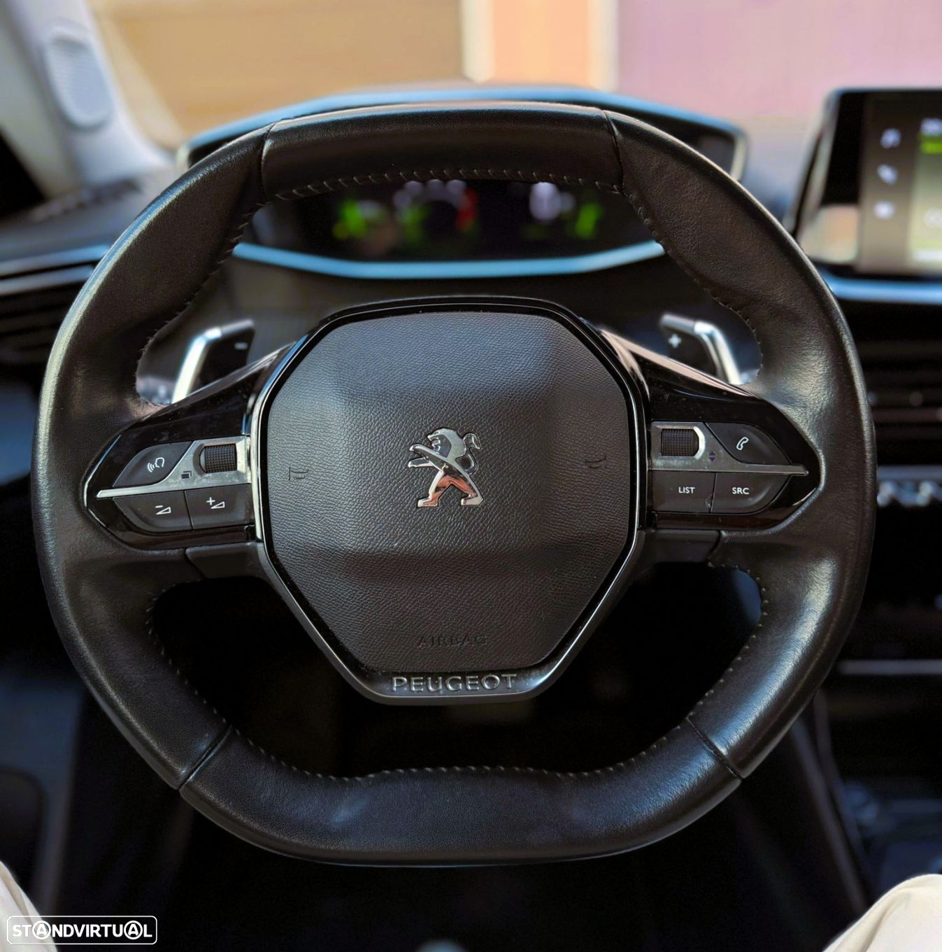 Peugeot 2008 1.2 PureTech Allure EAT8 - 12