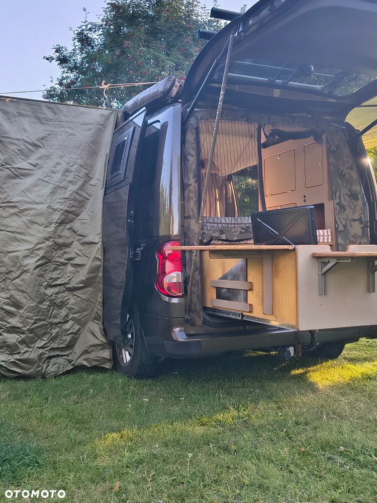 Nissan NV200 - 4