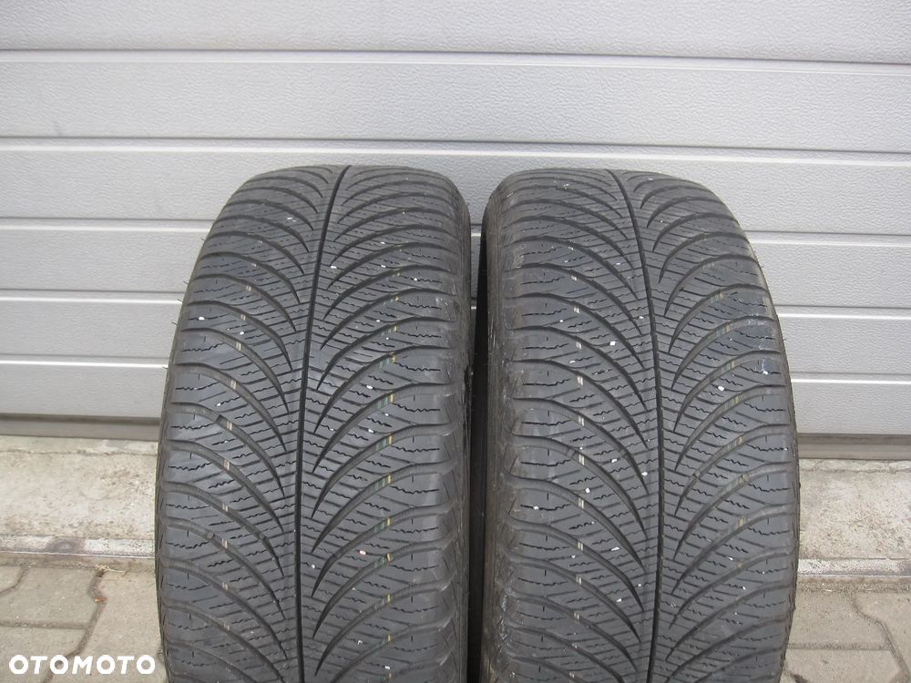 2x opony całoroczne Goodyear Vector 4 Seasons 215/55R17 94v 6,5mm 2szt. - 2