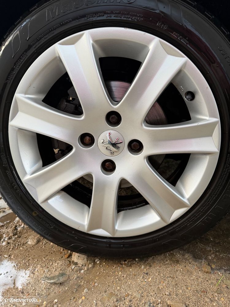 Peugeot 207 90 HDi FAP (Blue Lion) Premium - 22