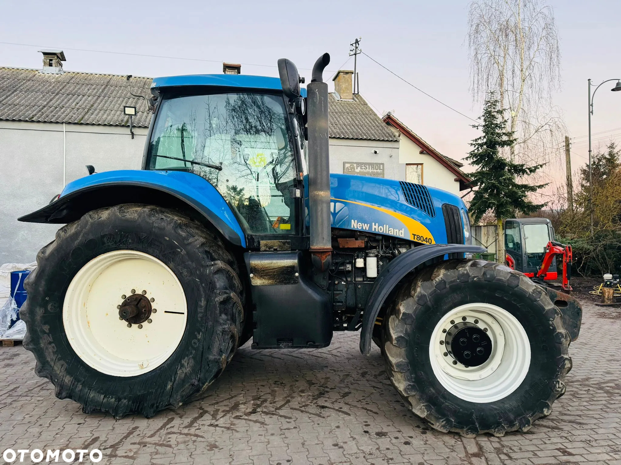 New Holland T8040 - 7