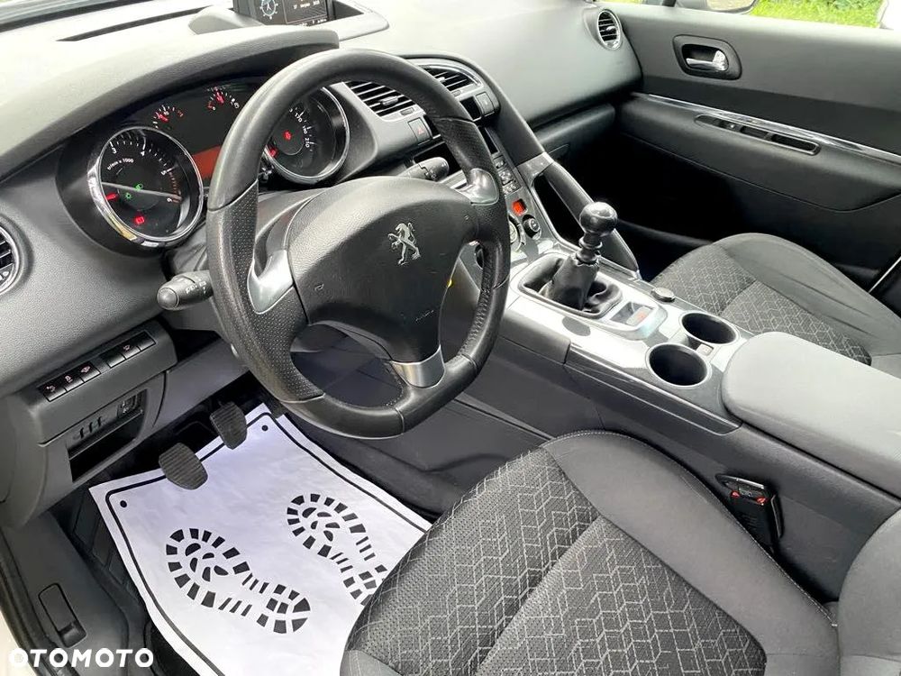 Peugeot 3008 1.6 BlueHDi Style S&S - 36