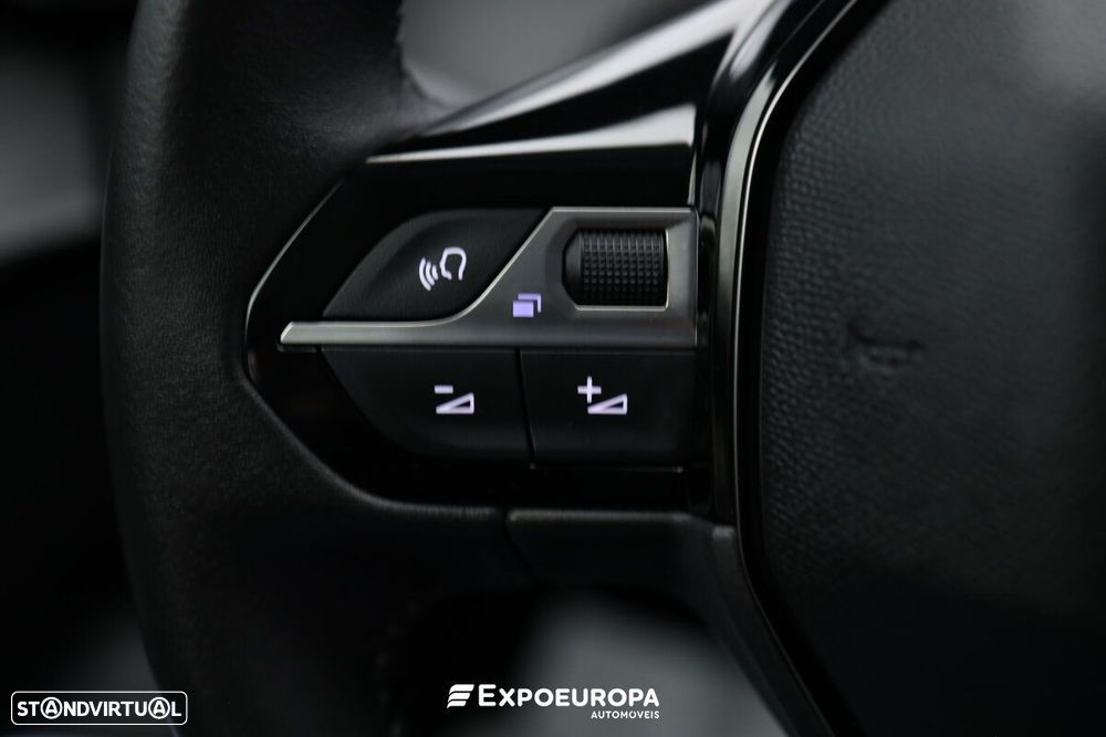 Peugeot e-208 Active Pack - 12