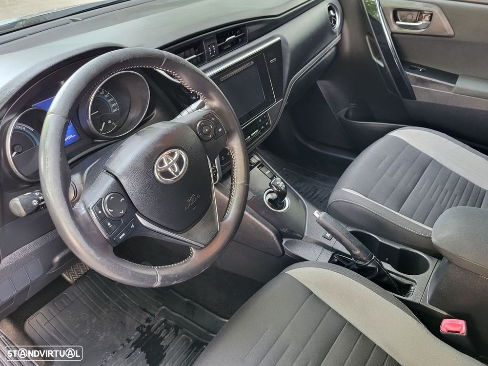 Toyota Auris - 17