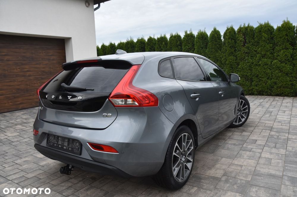 Volvo V40 D2 Geartronic Momentum - 3