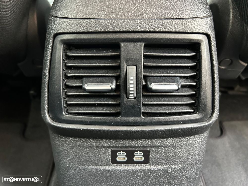 BMW 216 Active Tourer d Advantage - 25