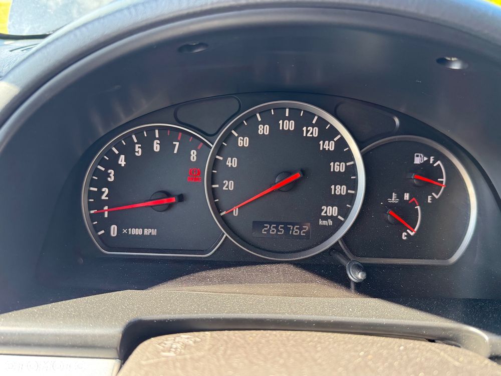 Suzuki Grand Vitara - 20