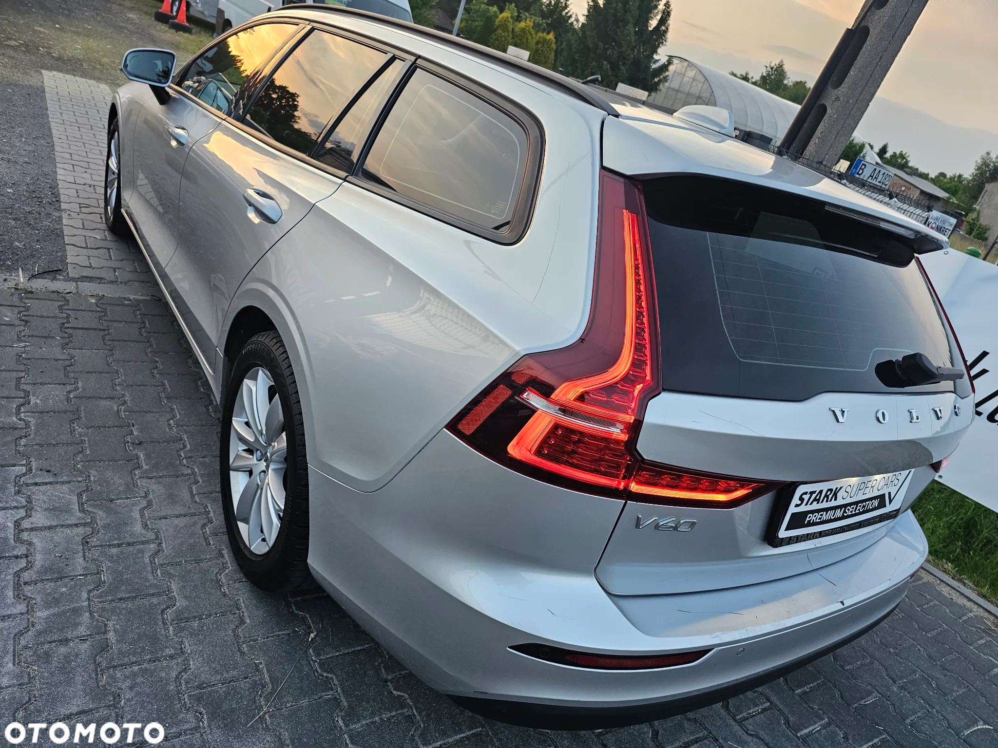 Volvo V60 - 11