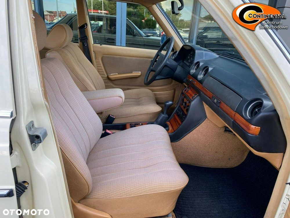 Mercedes-Benz W123 - 6