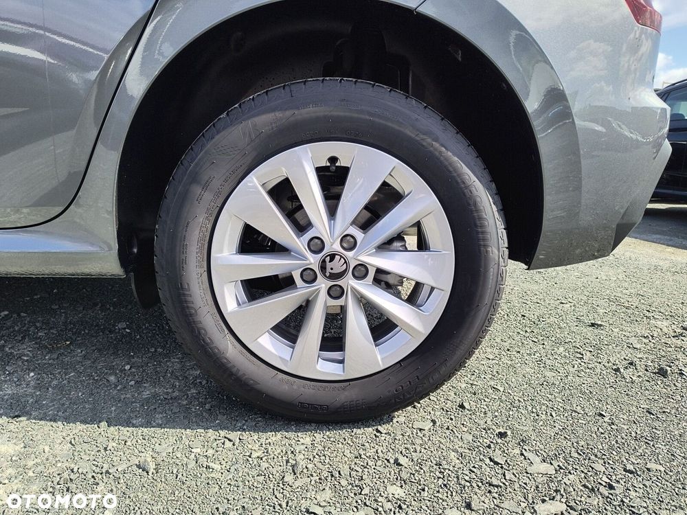 Skoda Kamiq 1.0 TSI Drive DSG - 18