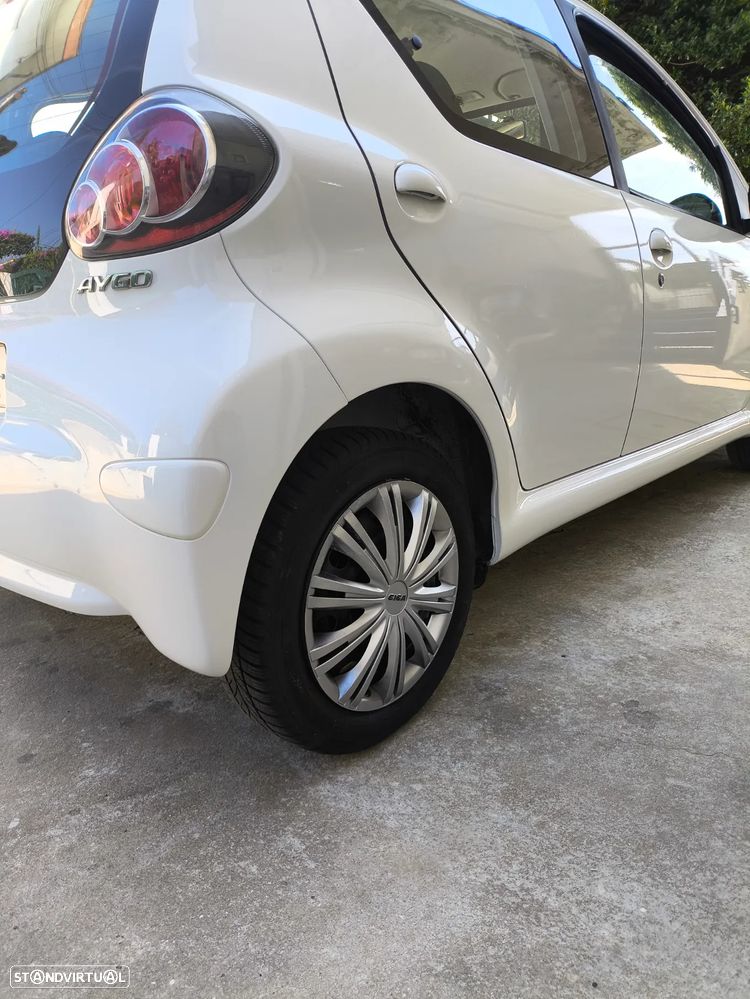 Toyota Aygo 1.0 - 6