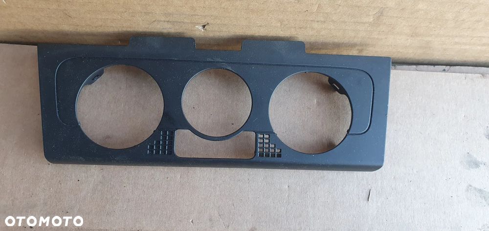 Ramka panelu nawiewu konsoli dekor VW Polo V 6R 6R1819039C - 1