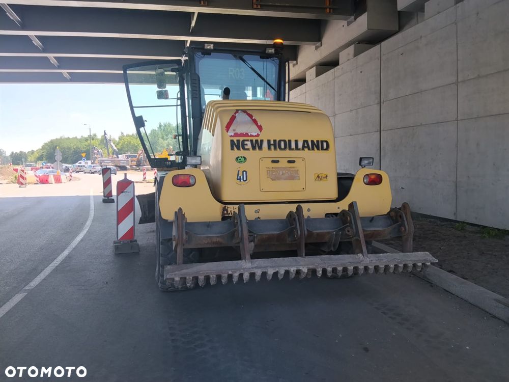New Holland F 156.7A - 5