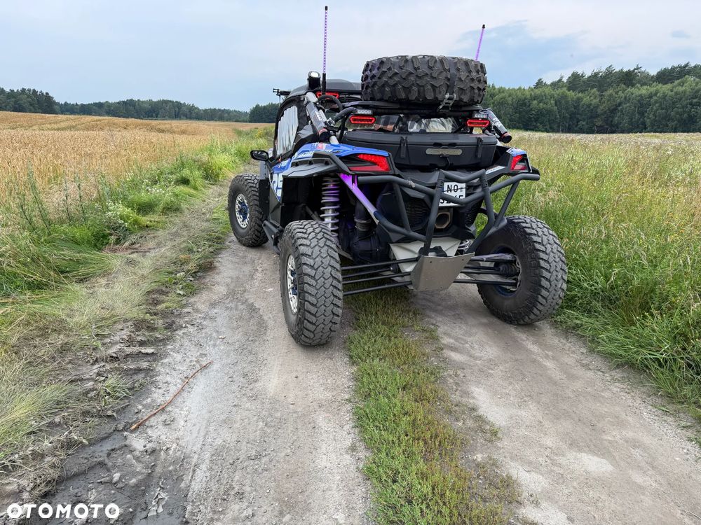 Can-Am Maverick - 3