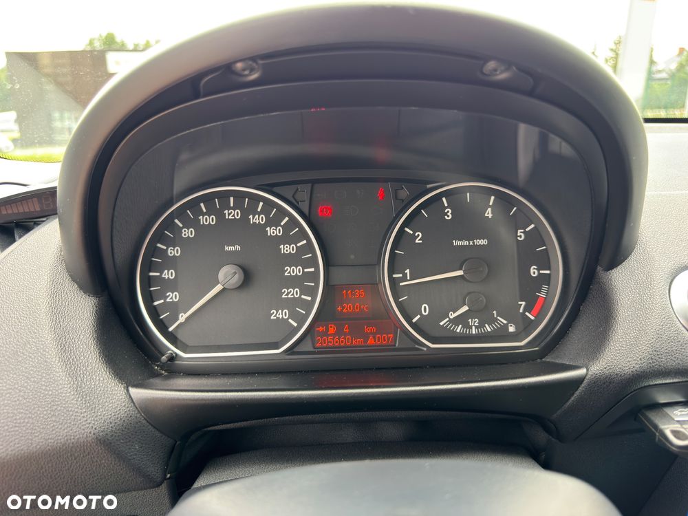 BMW Seria 1 - 15