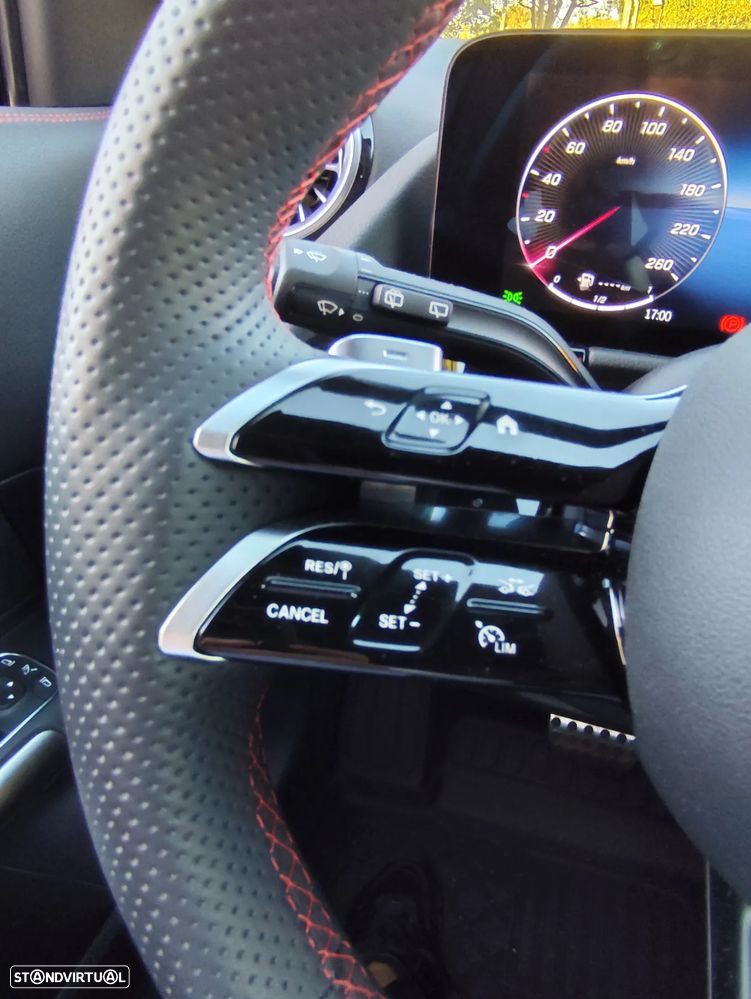 Mercedes-Benz GLA 250 e AMG Line - 10