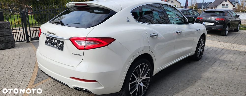 Maserati Levante Diesel Granlusso - 5