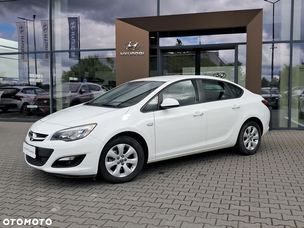Opel Astra - 2